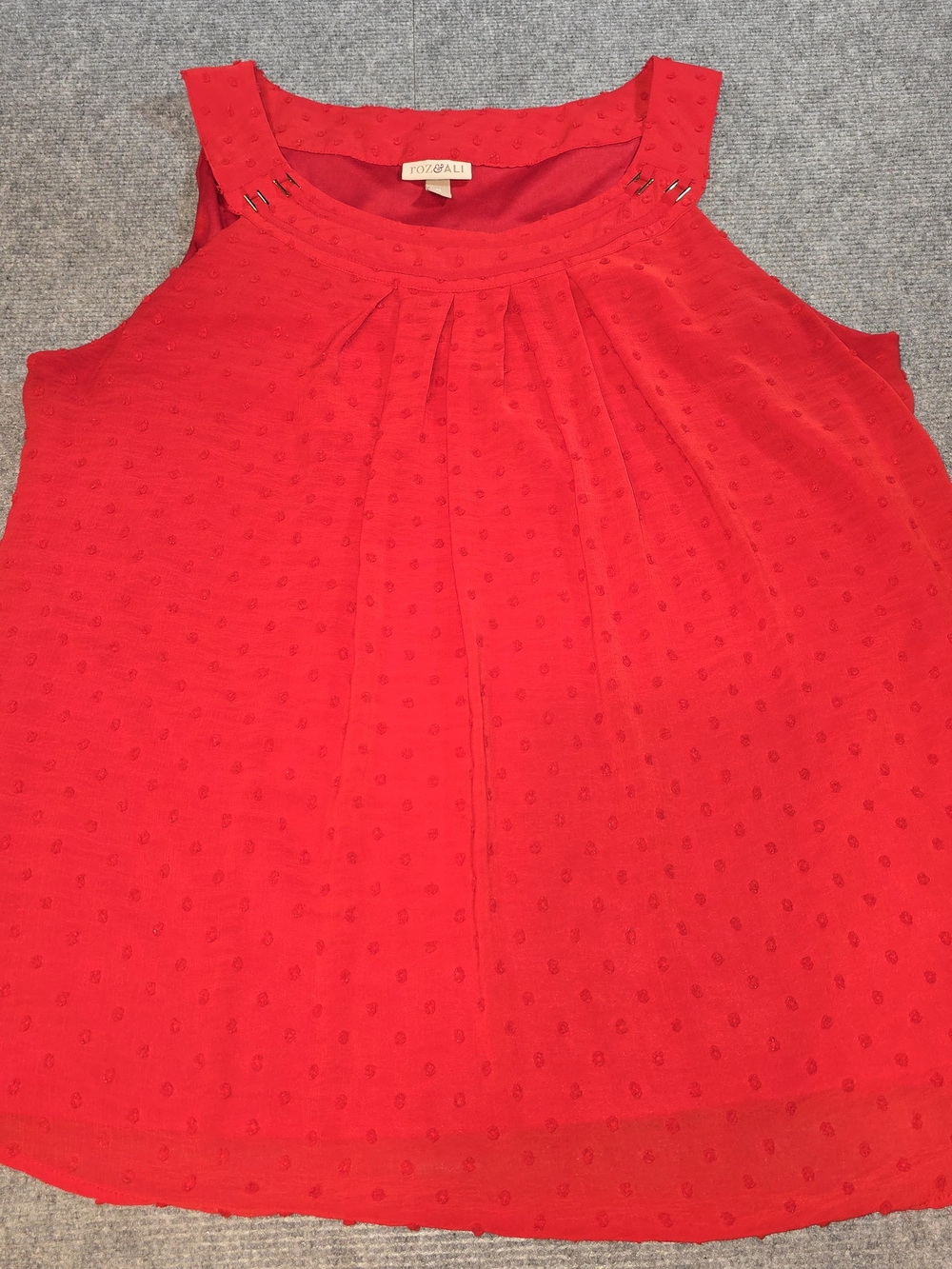 Roz & Ali Red Swiss Dot Sleeveless Pleated Blouse Top Women’s XL Lined